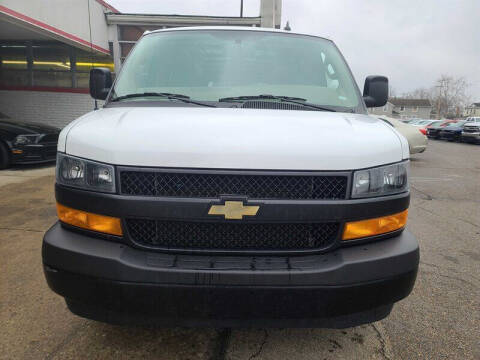 2021 Chevrolet Express 2500