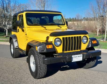 2001 Jeep Wrangler for sale at CLEAR CHOICE AUTOMOTIVE in Milwaukie OR