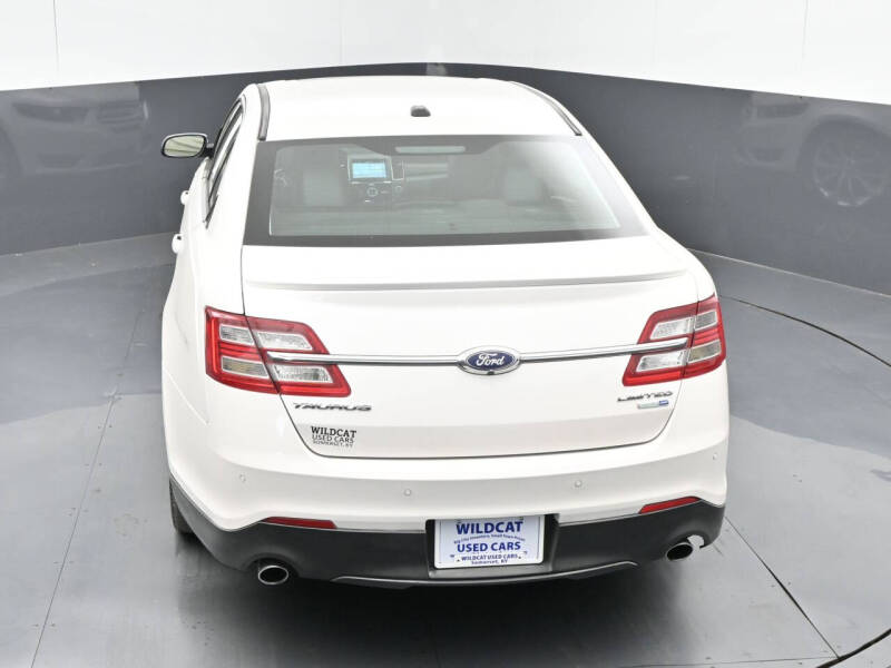 2018 Ford Taurus Limited