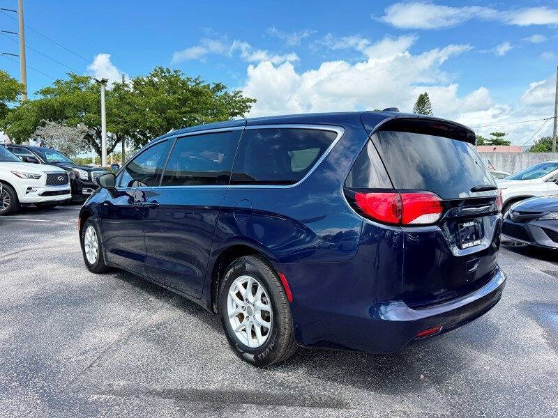2017 Chrysler Pacifica Touring