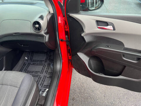 2013 Chevrolet Sonic LT Auto