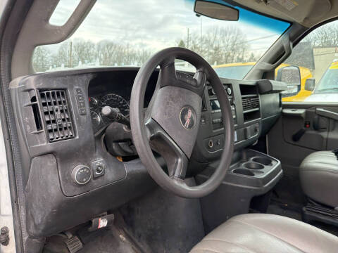 2016 GMC Savana 3500