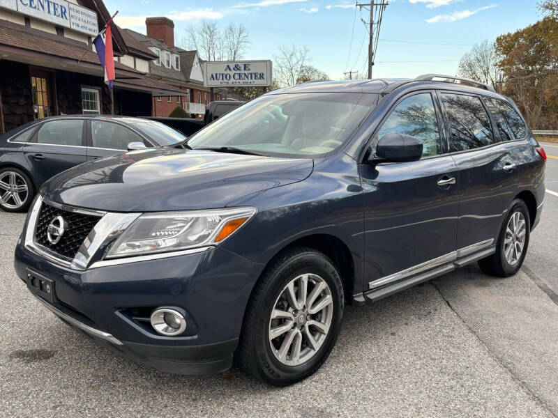 2014 Nissan Pathfinder for sale at A&E Auto Center in North Chelmsford MA