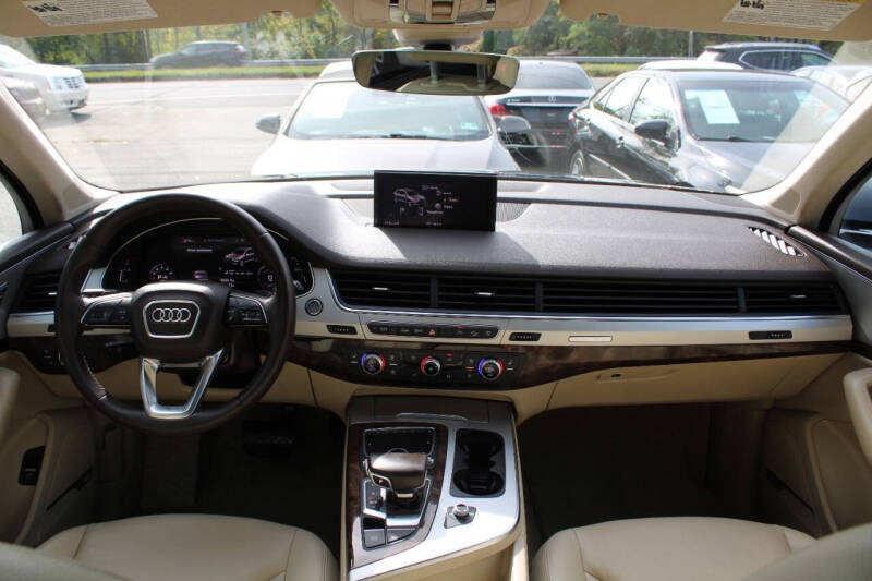 2018 Audi Q7 2.0T quattro Premium Plus