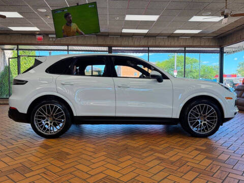 2023 Porsche Cayenne