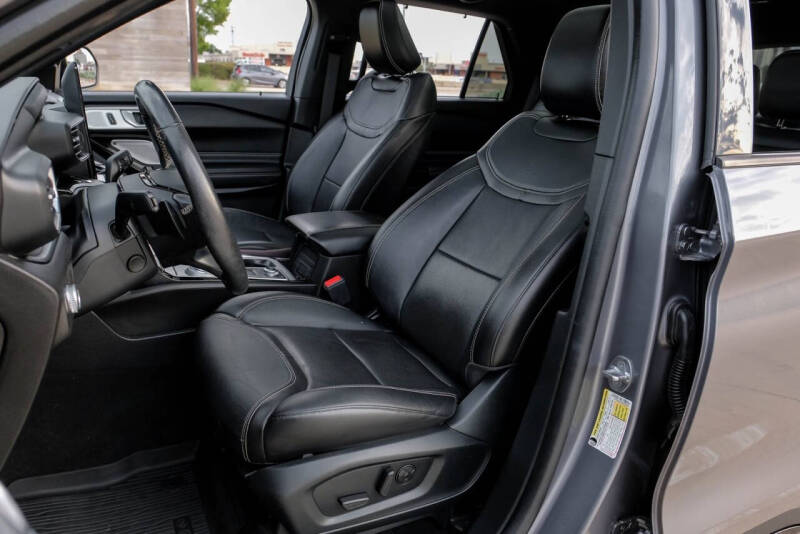 2021 Ford Explorer ST