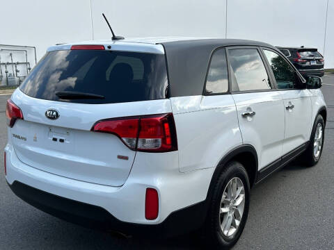 2014 Kia Sorento LX
