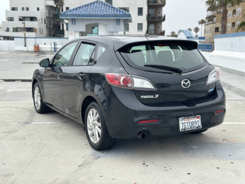 2013 Mazda MAZDA3 i Touring