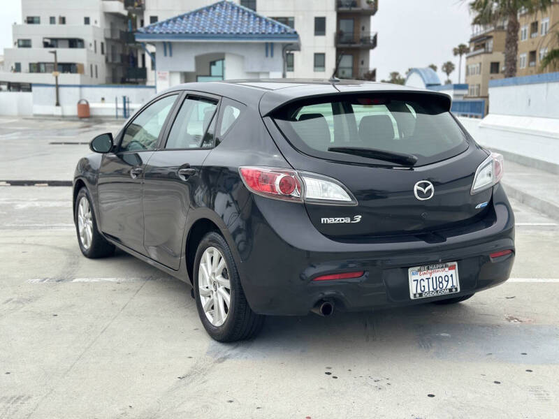 2013 Mazda MAZDA3 i Touring