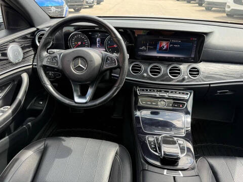 2017 Mercedes-Benz E-Class E 300 4MATIC