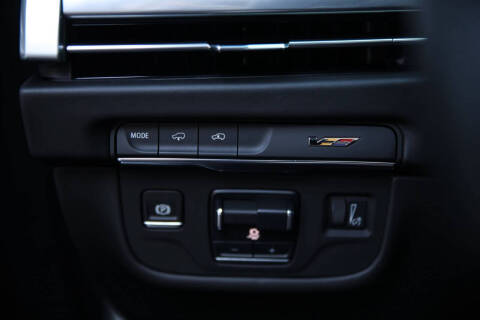 2025 Cadillac Escalade-V