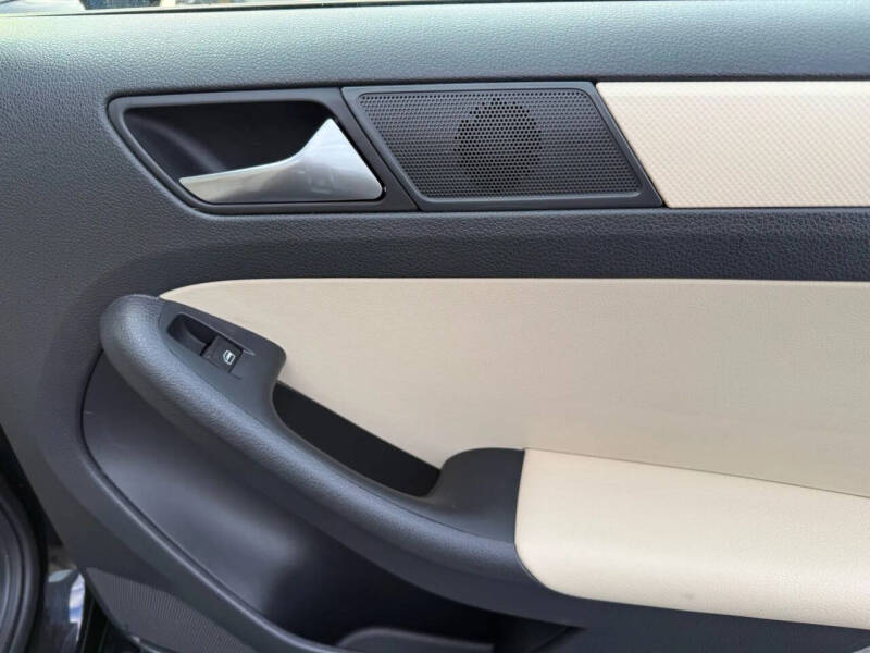 2012 Volkswagen Jetta