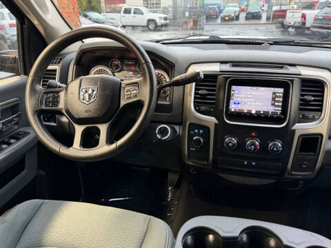 2013 RAM 1500 SLT