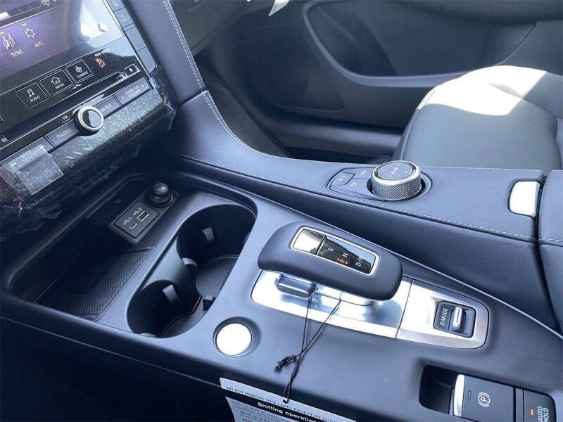 2025 Infiniti QX50 Pure