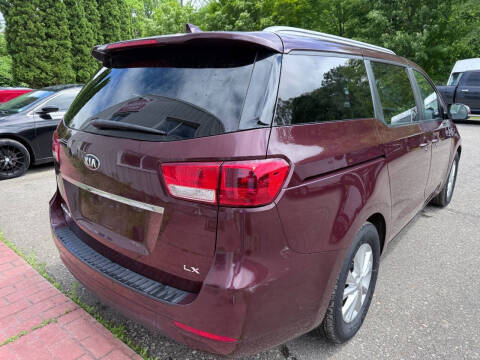2015 Kia Sedona LX