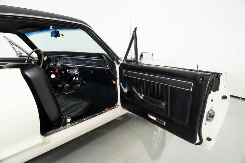 1967 Mercury Cougar