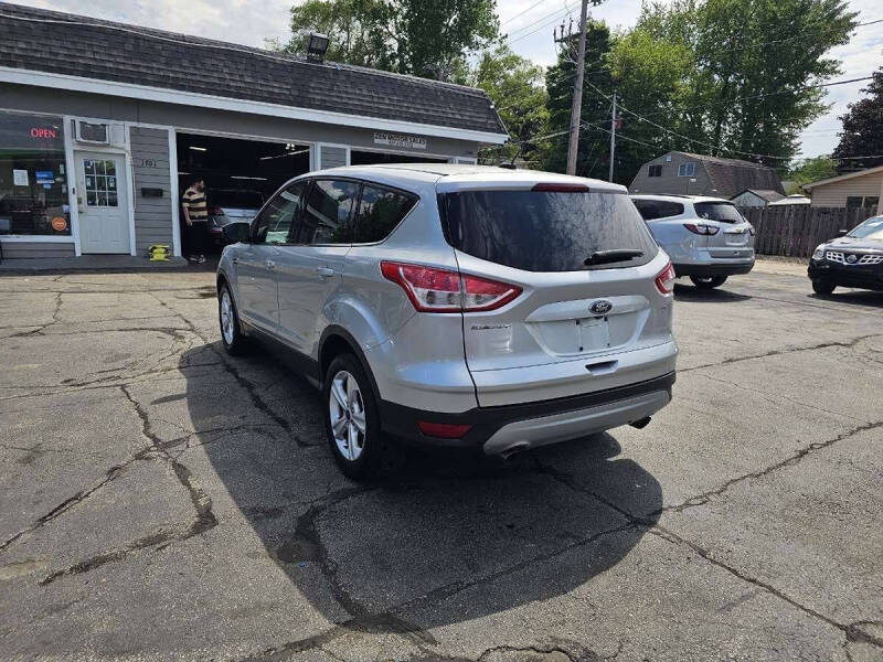2016 Ford Escape SE