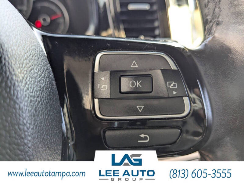 2018 Volkswagen Beetle 2.0T Coast