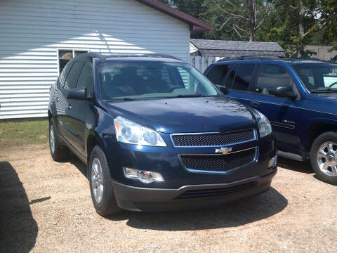 2010 Chevrolet Traverse for sale at LAKESIDE MOTORS LLC in Houghton Lake MI