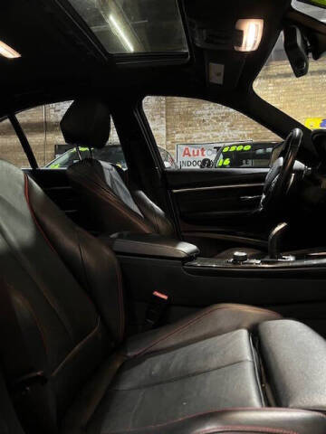 2018 BMW 3 Series 330i xDrive