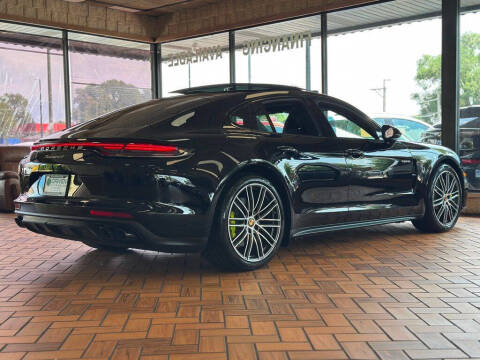 2022 Porsche Panamera