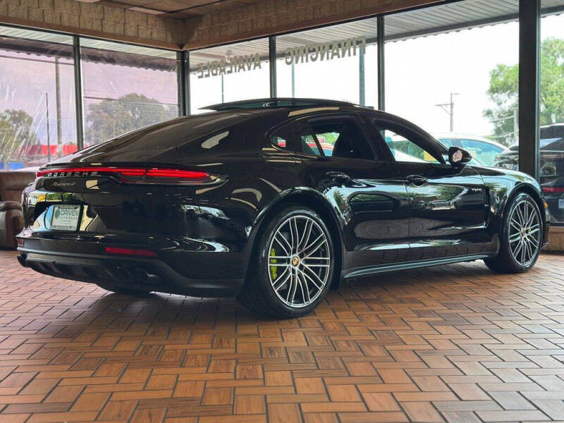 2022 Porsche Panamera