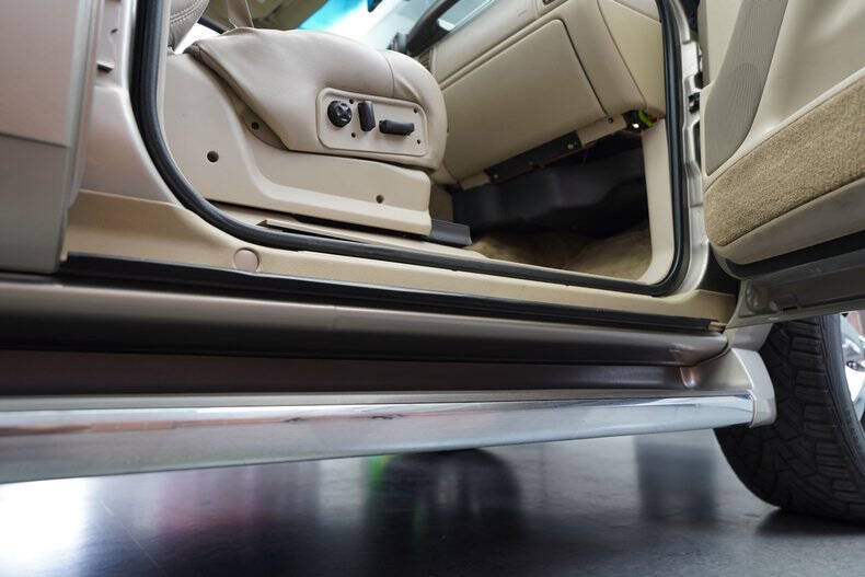 2002 Cadillac Escalade