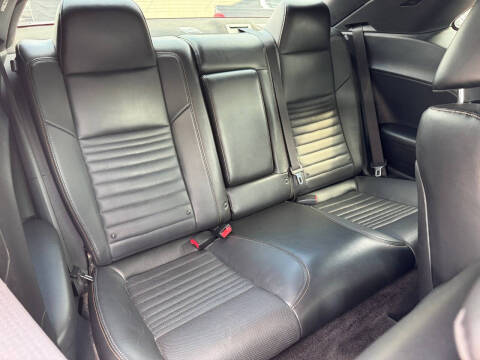 2016 Dodge Challenger R/T Plus Shaker