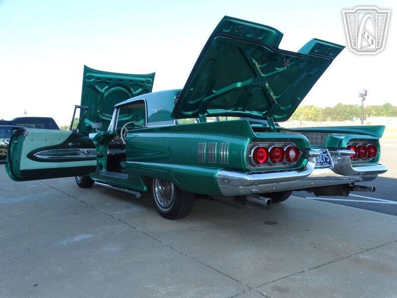 1960 Ford Thunderbird