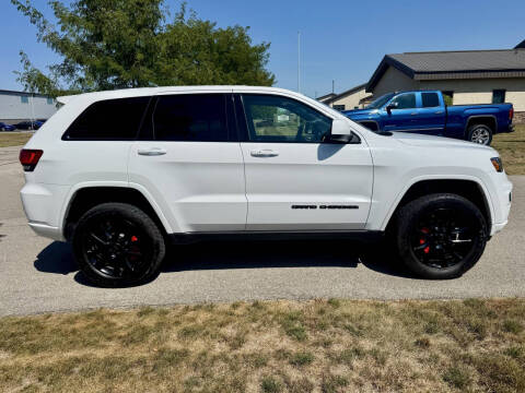 2017 Jeep Grand Cherokee Laredo