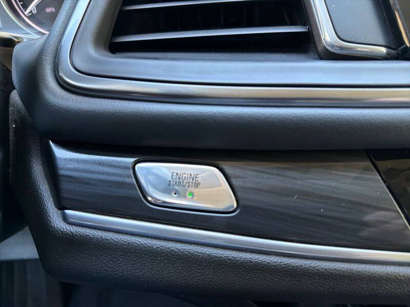 2019 Buick Enclave Essence