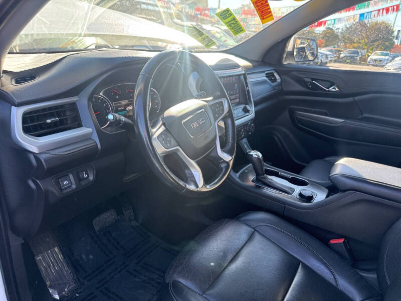 2019 GMC Acadia SLT-1