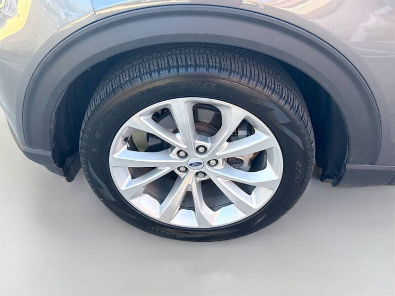 2023 Ford Explorer Platinum