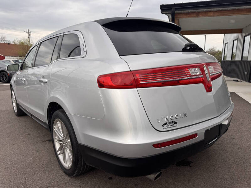 2019 Lincoln MKT Reserve