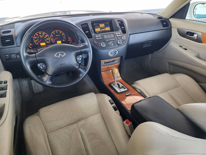 2003 Infiniti M45
