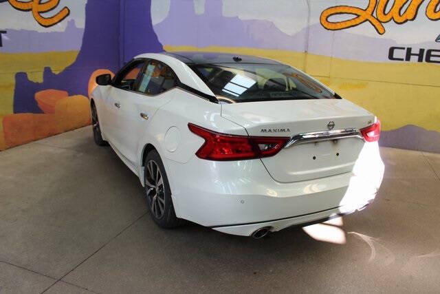 2017 Nissan Maxima