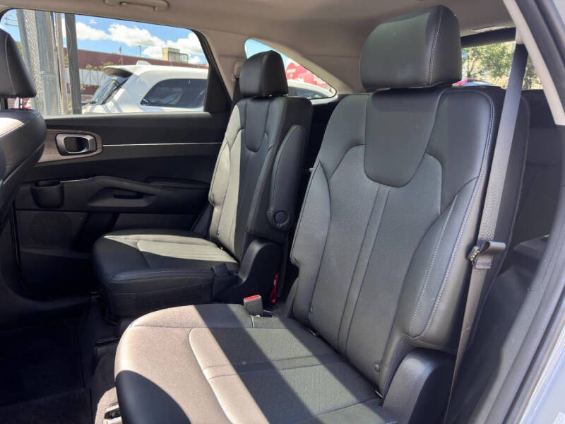 2023 Kia Sorento X-Line EX