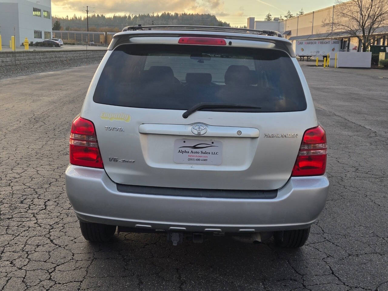 2003 Toyota Highlander for sale at Alpha Auto Sales in Auburn, WA