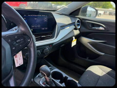 2024 Chevrolet Trax LS
