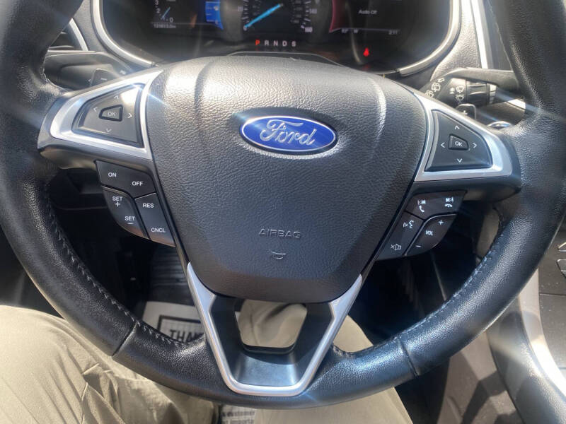 2017 Ford Edge SEL