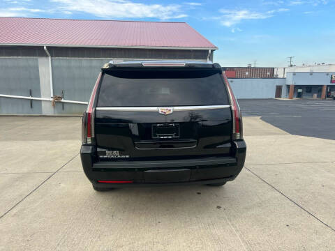 2017 Cadillac Escalade ESV Platinum