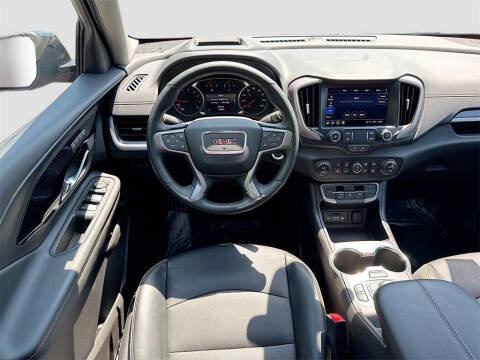 2024 GMC Terrain AT4