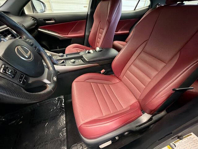 2019 Lexus IS 300
