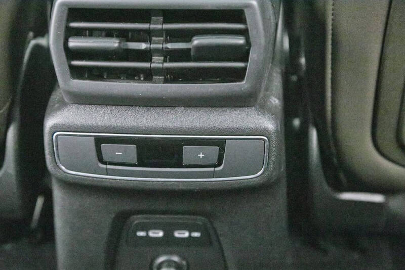 2023 Audi Q4 e-tron quattro Prestige 50