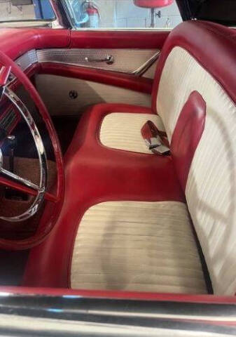 1956 Ford Thunderbird