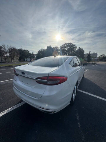 2018 Ford Fusion SE