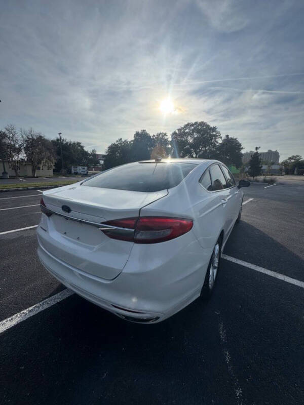 2018 Ford Fusion SE