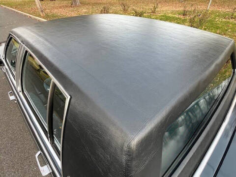 1985 Cadillac Fleetwood Brougham