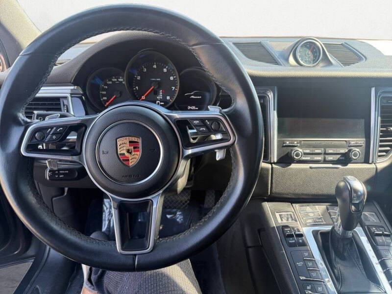 2018 Porsche Macan