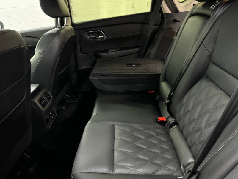 2024 Nissan Rogue Platinum